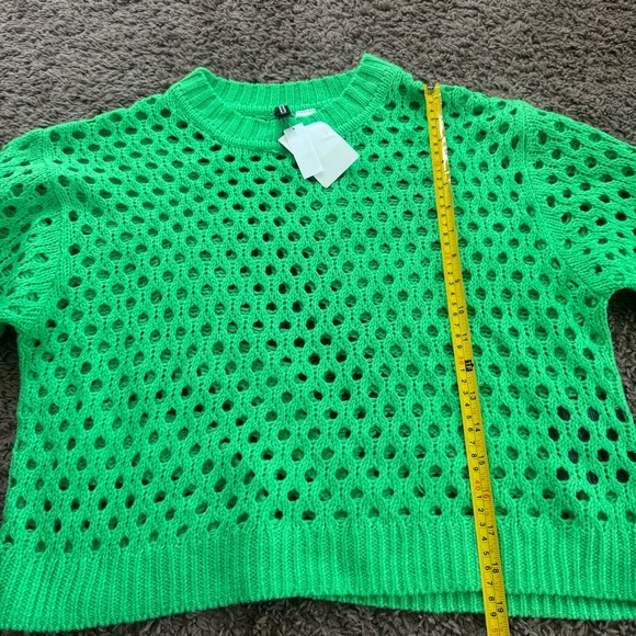 DIVIDED H&M Lime Green Soft Open Knit Crochet Crop Sweater Wide Sleeve S NEW - Picture 10 of 11